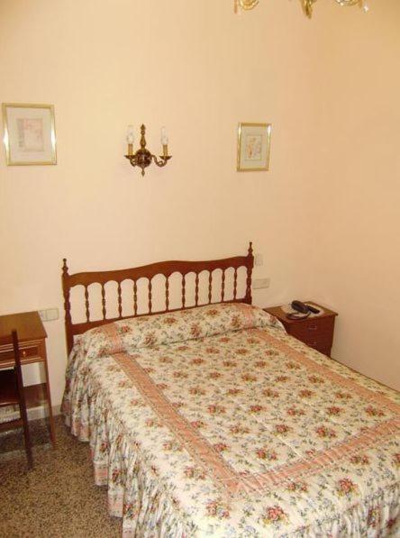 Guest house Miguel Angel 2*